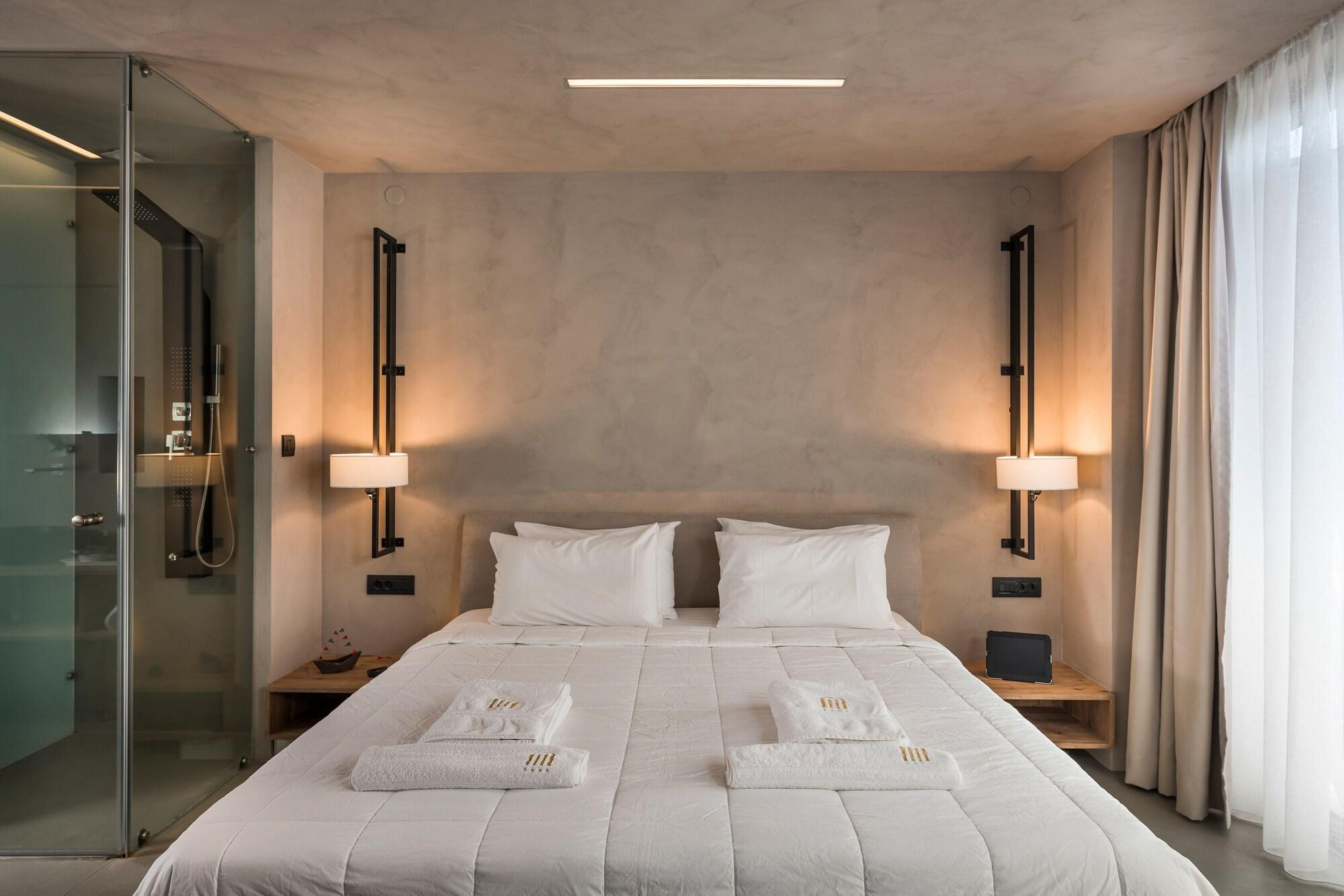 Icarus Hotel Каламаки Экстерьер фото